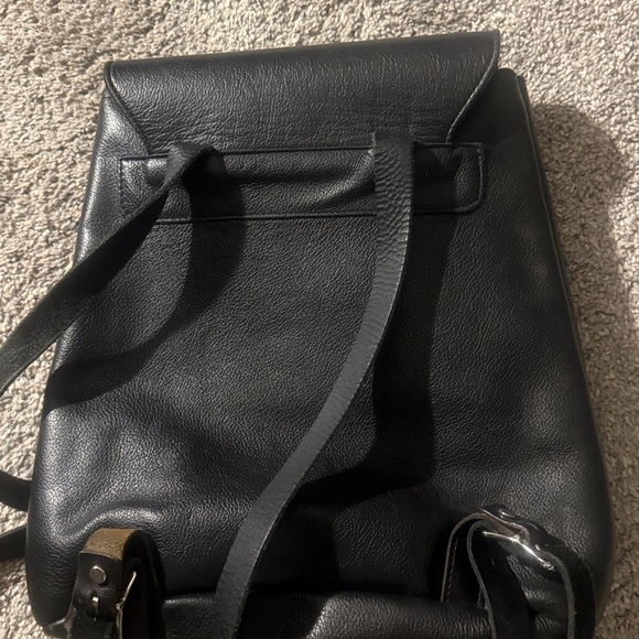 Harley-Davidson Black Leather Backpack with Buckle - Picture 3 of 3